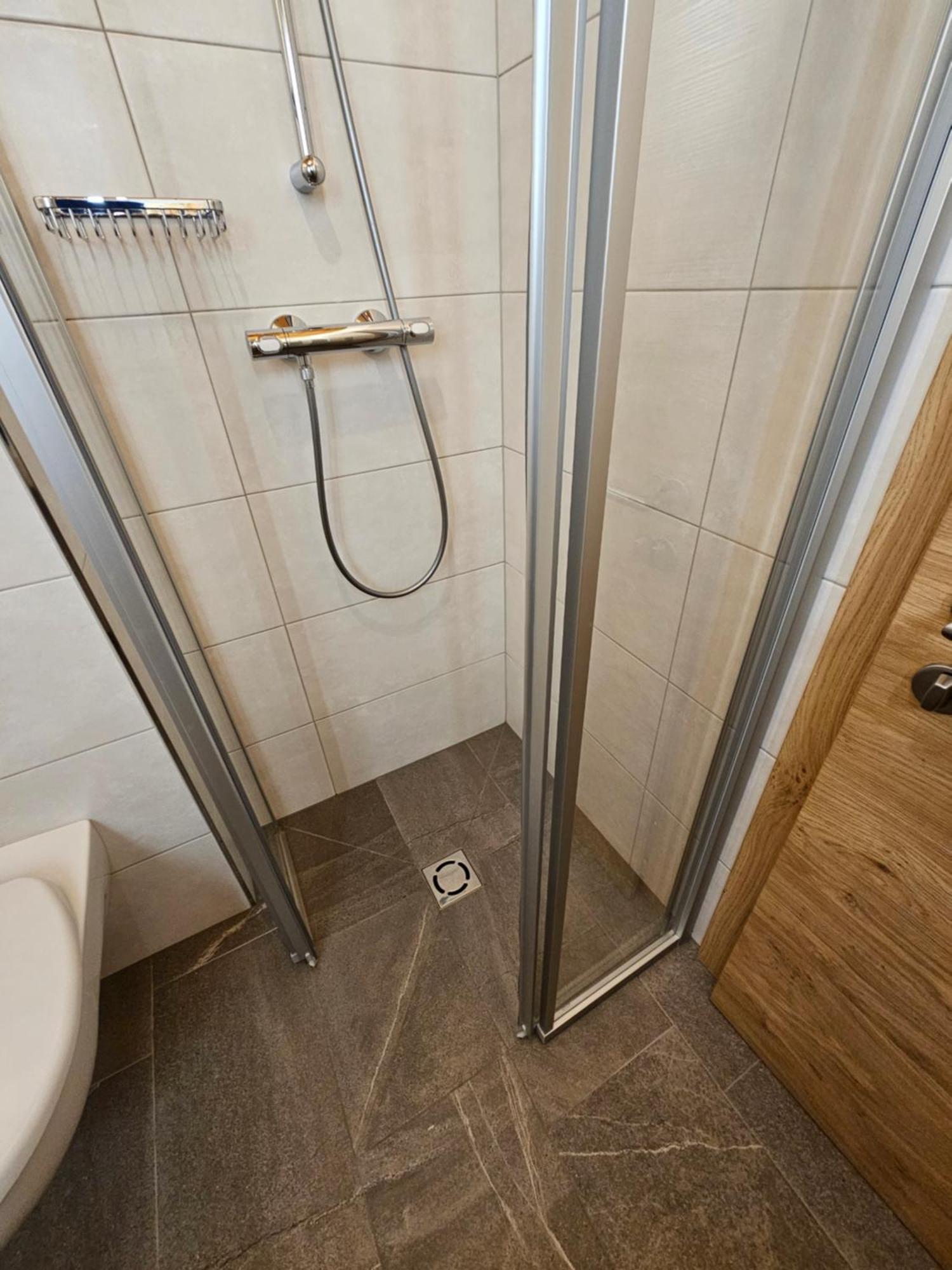 Pension Appartement Ambrosi ハイリゲンブルート エクステリア 写真